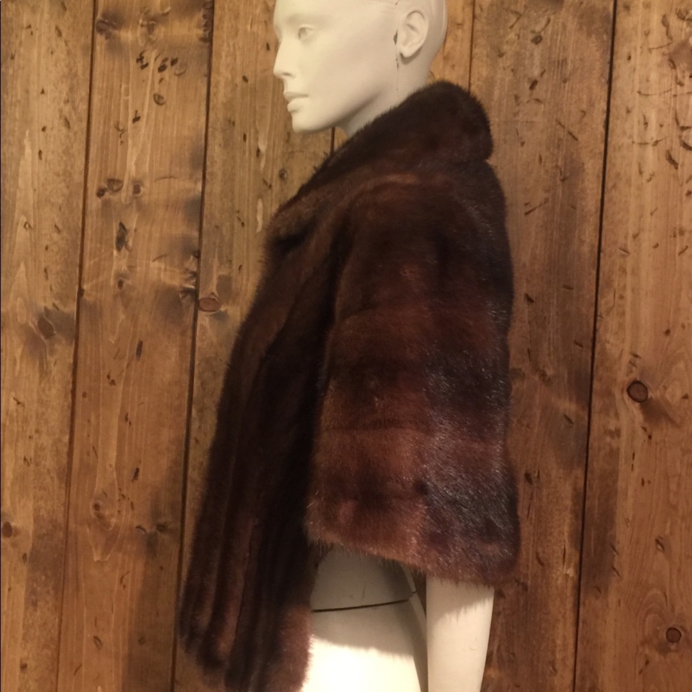 Custom Fur Cape Jacket - Picture 5 of 8
